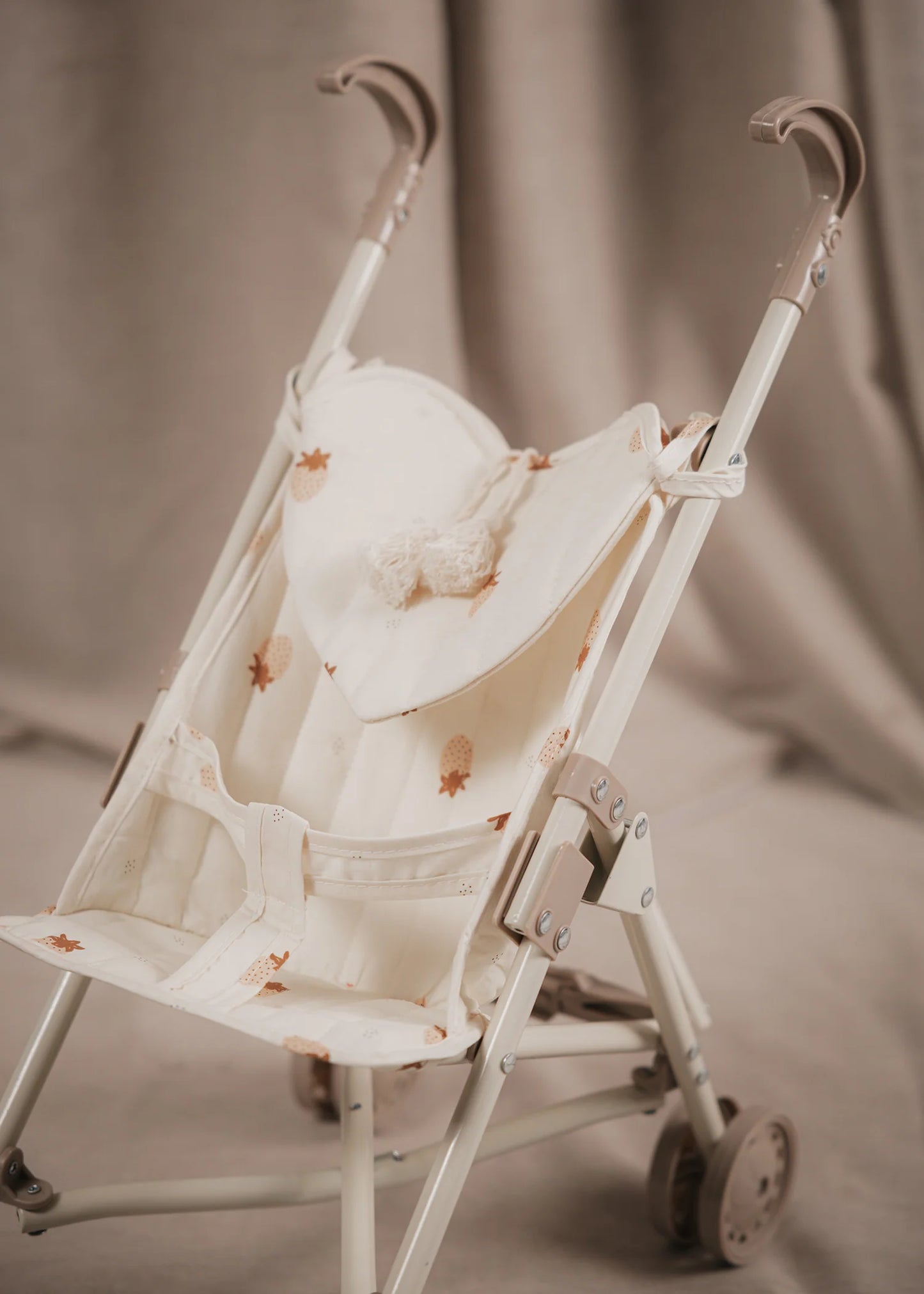 Poussette - Humeur aux fraises